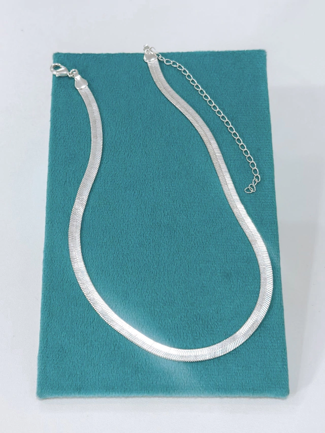 Choker Fita Clássica