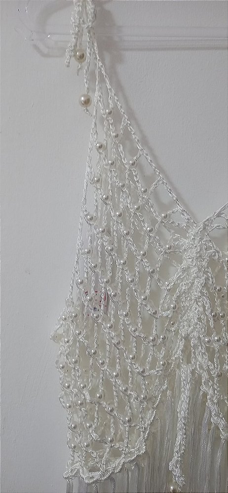 Blusinha de crochê com pérolas M off-white
