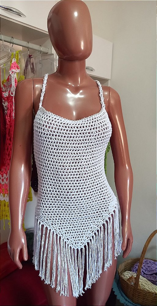 Vestido de Crochê Branco Com Perola e franjas Frente Única M