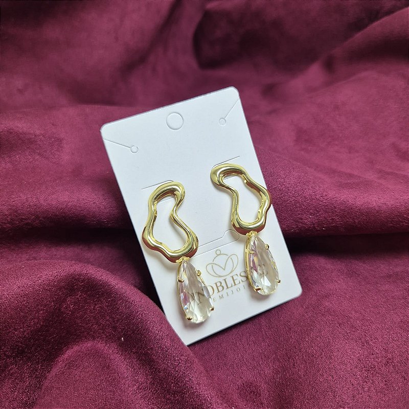BRINCO ORGÂNICO COM CRISTAL BANHADO OURO 18K