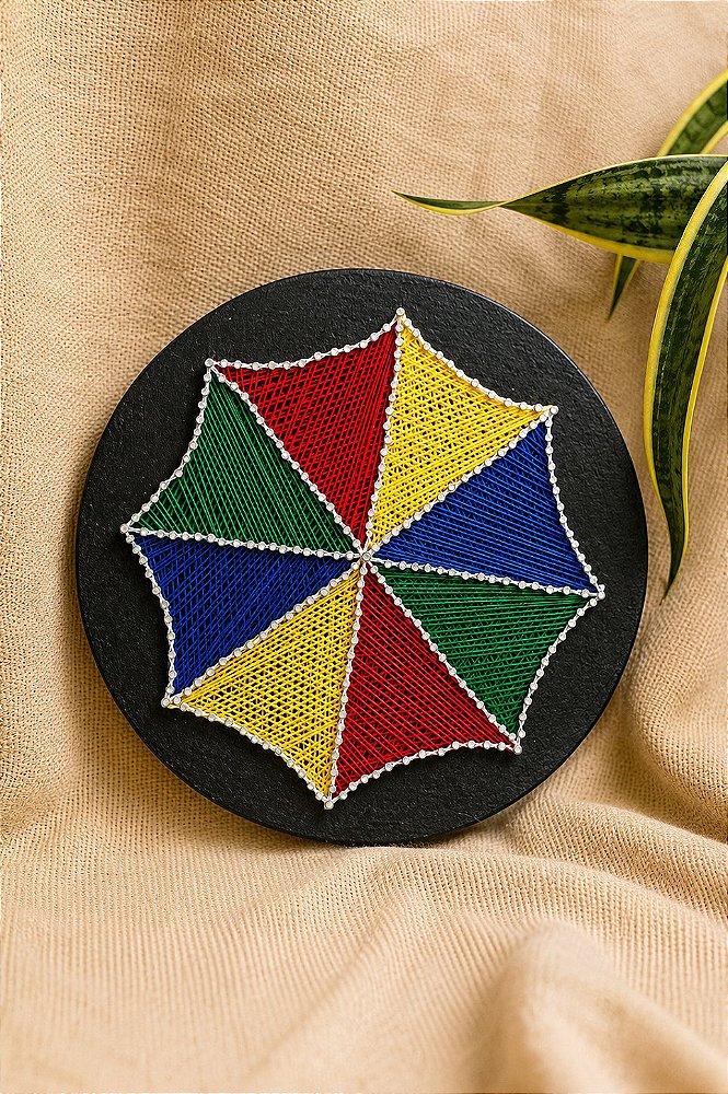 Quadro Sombrinha de Frevo em String Art