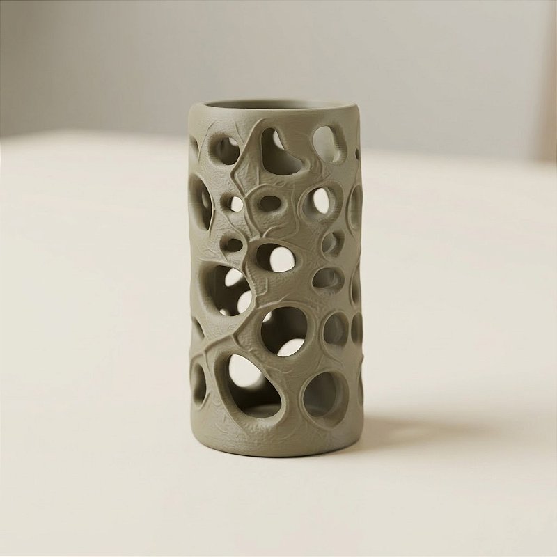 Criandê Porta-Canetas Coral | Parede Vazada de Desenho Orgânico