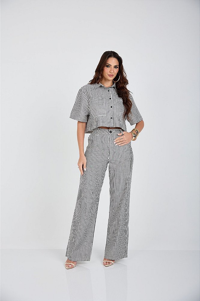 Calça Wide Leg Listrada