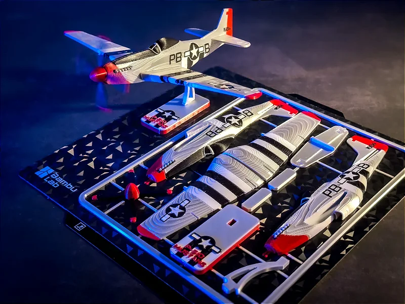 Kit de Montagem Miniatura Avião P-51 Mustang