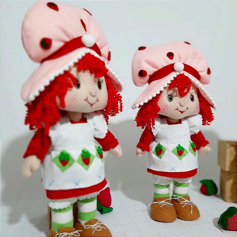 Boneca de Feltro Moranguinho