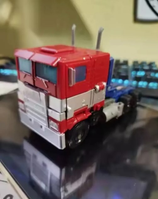 Figure Optimus Prime Transformers GS Anime Toys