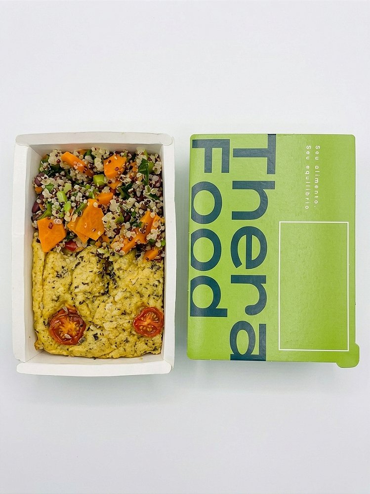 Torta proteica de frango com mix de quinoa e legumes