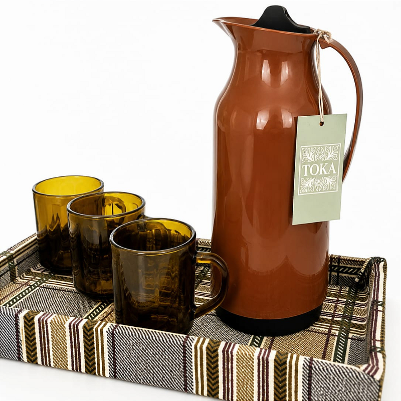 KIT CAFÉ CANECA XADREZ - COM GARRAFA TÉRMICA E CANECAS ÂMBAR | 5 PEÇAS
