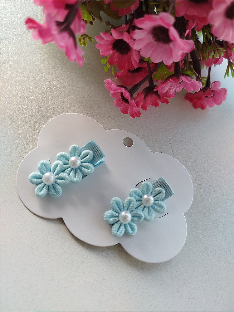 PAR DE PRESILHAS FLOR PEROLA PARA BEBE TAM. P
