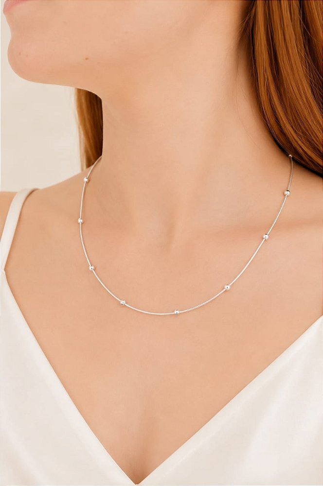 Choker de Bolinhas Prateada Feminina Delicada Minimalista