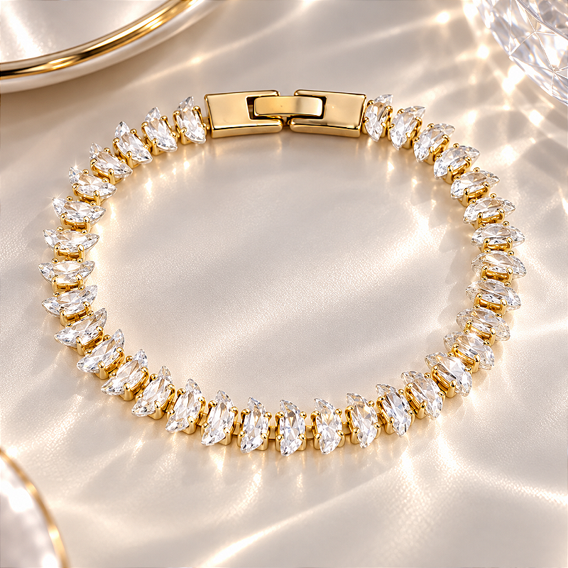 Pulseira Riviera em Zircônia Formato Lua Cristal