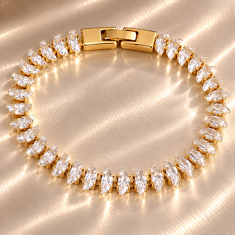 Pulseira Riviera em Zircônia Formato Lua Cristal