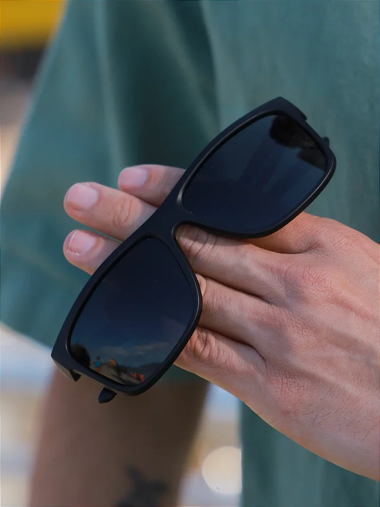 Óculos de Sol Retangular Polarizado Espanha Premium- Preto Fosco - Acetato