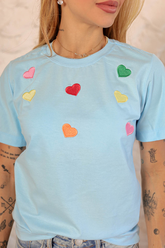 Tshirt Bordada Corações Contornos Coloridos