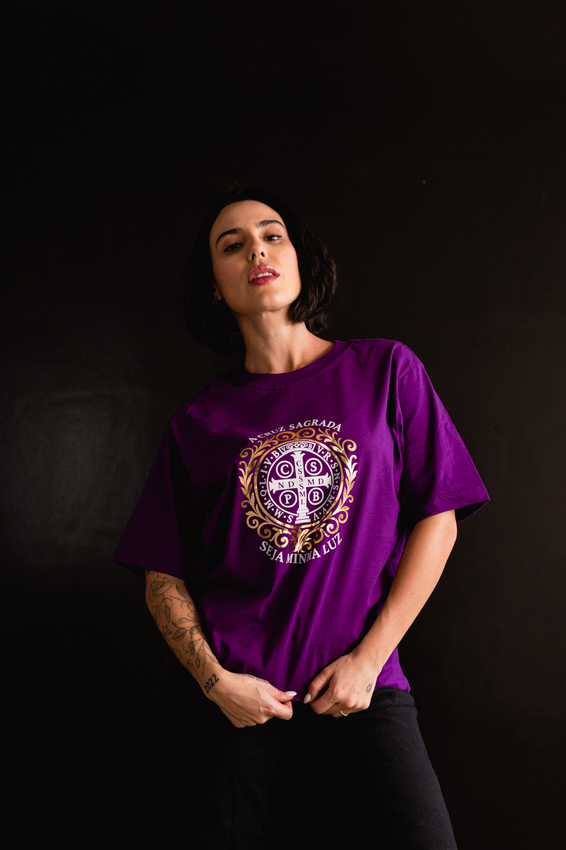 Tshirt Max Medalha de São Bento aplicação