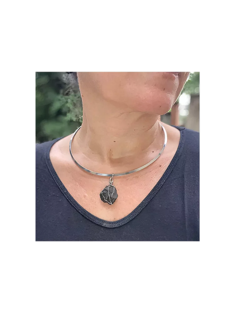 Betume Arenoso Único Aroma Petróleo Natural Pingente Alambrismo Colar Chocker Aço Inoxidável Aromaterapia