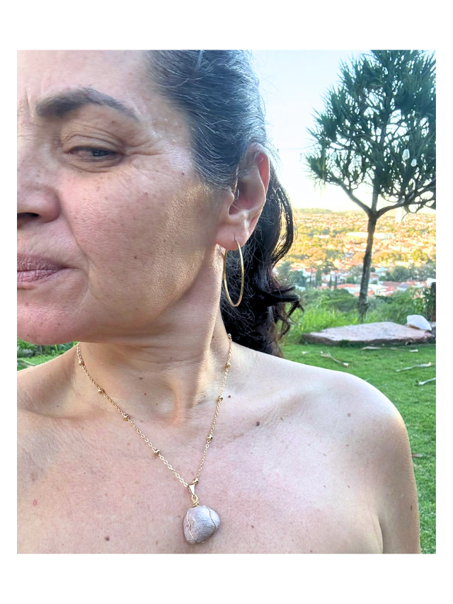 Folhelho Púrpura Corumbataí | Colar Difusor Ouro 18k