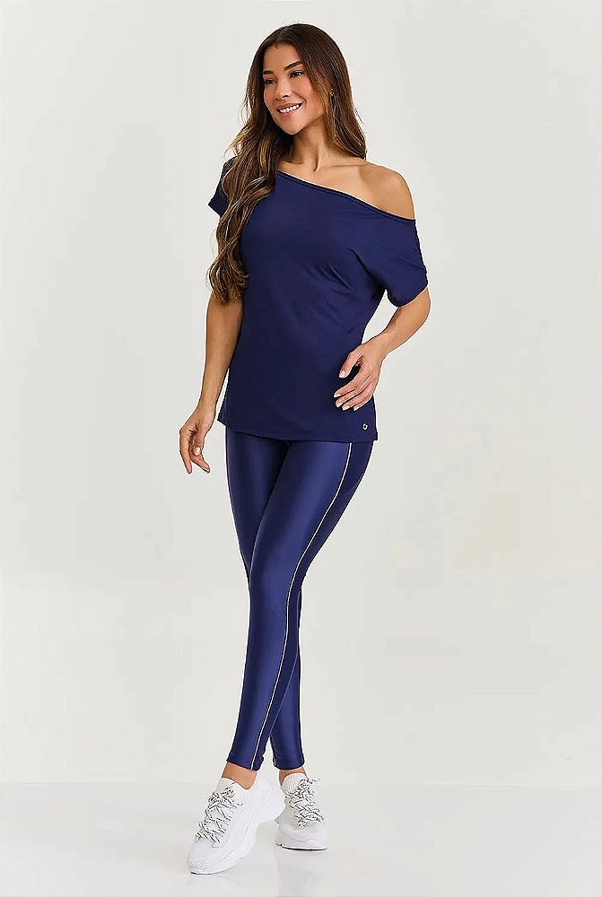 BLUSA DECOTE CANOA SECAGEM RÁPIDA - AZUL MARINHO