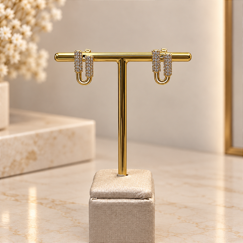 Brinco Duo Glam Semijoia Dourado com Zircônias