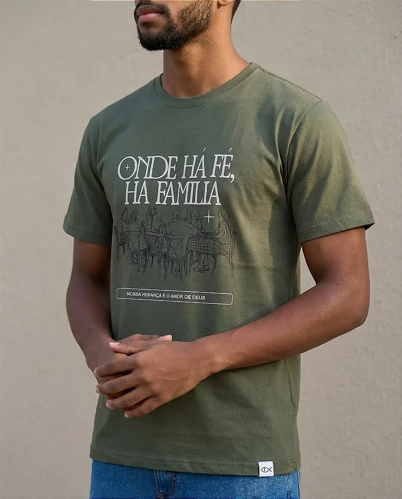 Camiseta Tshirt Feminina e Masculina "Onde há fé, há família"