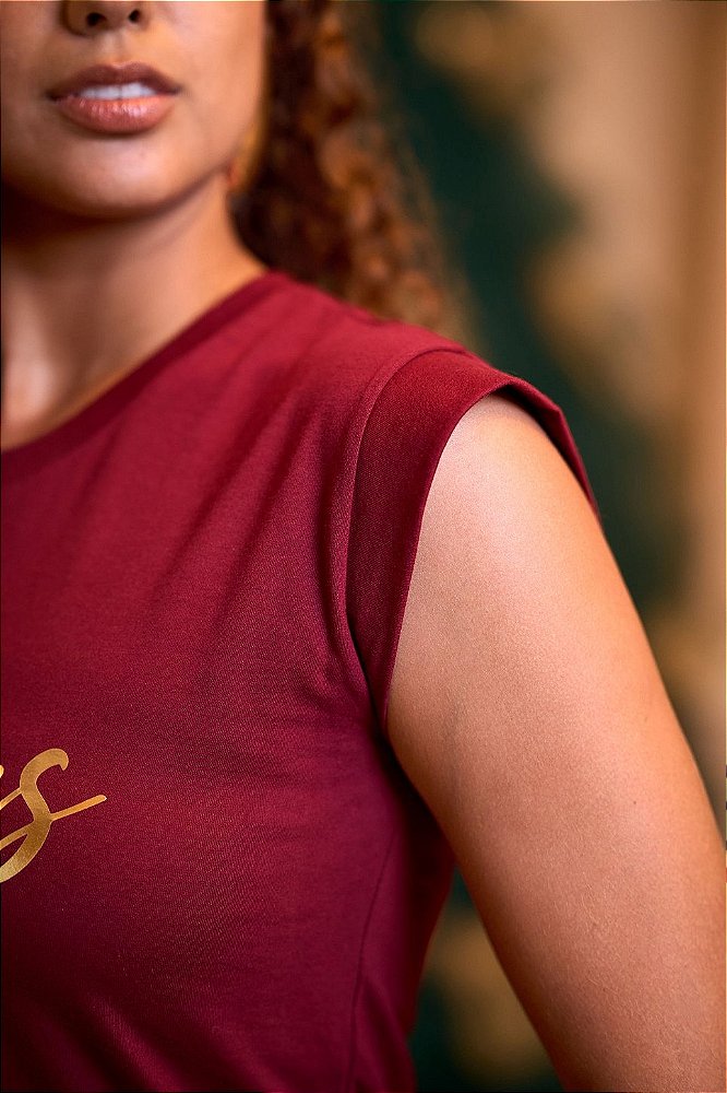 Camiseta Muscle Tee Feminina "Jesus"