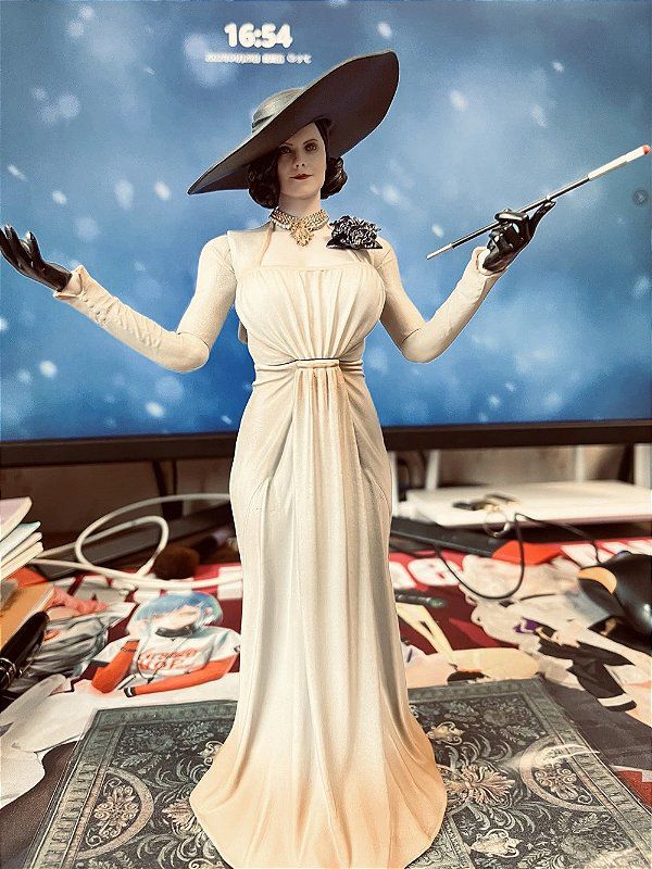 Action Figure Alcina Dimitrescu 27cm - Resident Evil Village