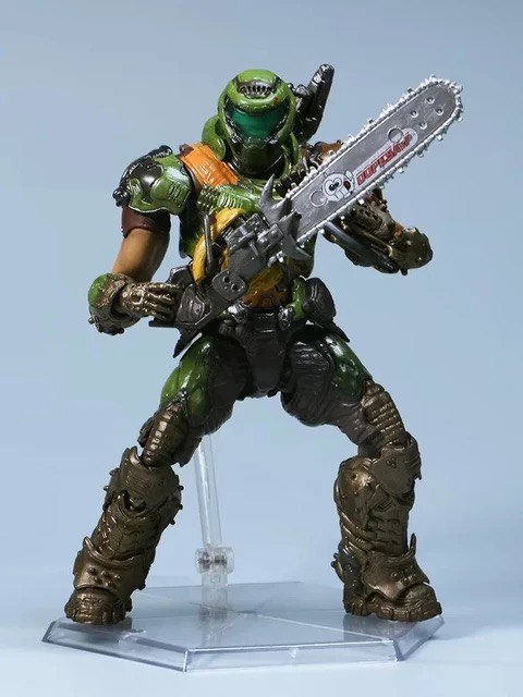Action Figure Doom Slayer - Games