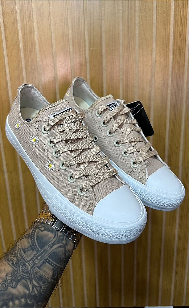 Tênis All Star Cano Curto Nude/Branco Premium.