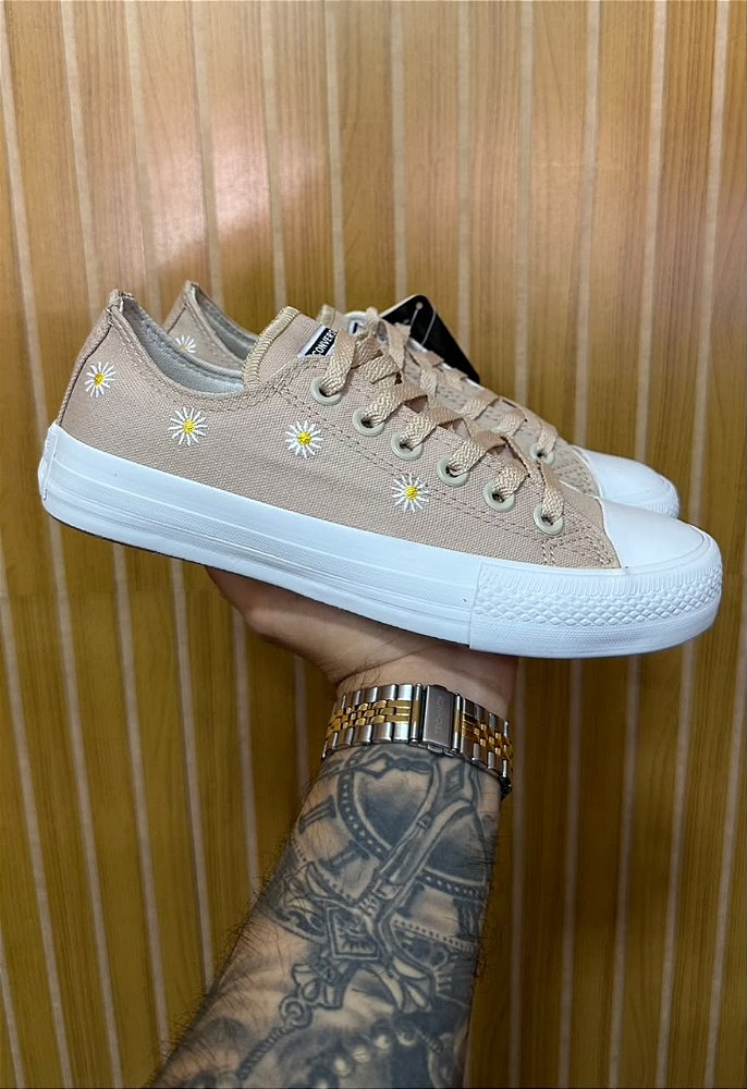 Tênis All Star Cano Curto Nude/Branco Premium.
