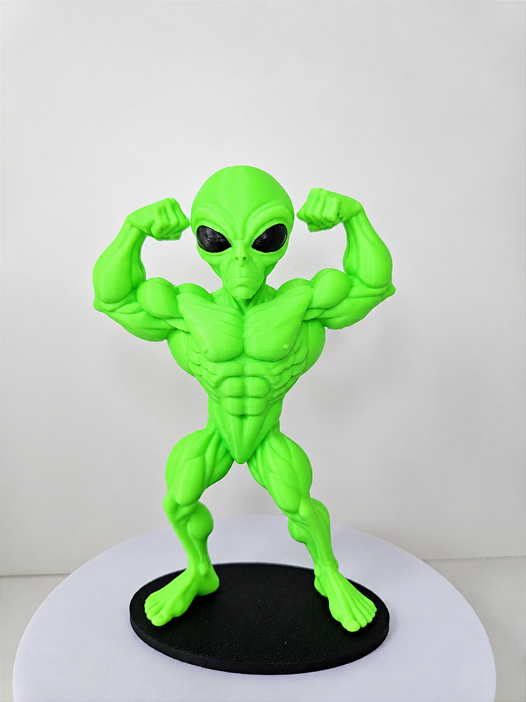 Boneco ET Maromba Musculoso academia Verde com Base Decorativa 3D