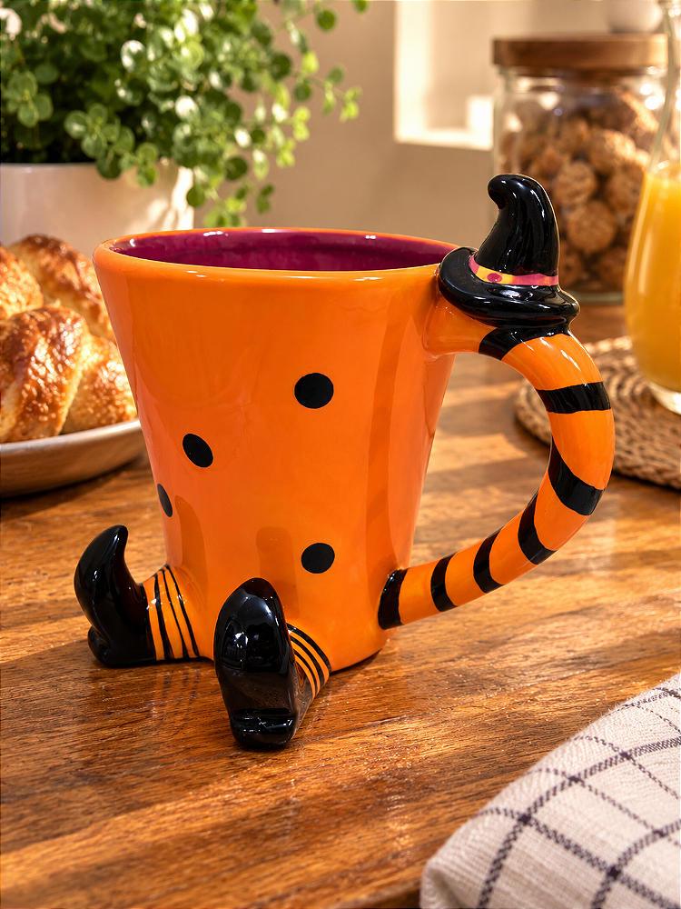 Caneca Grande Bruxinha