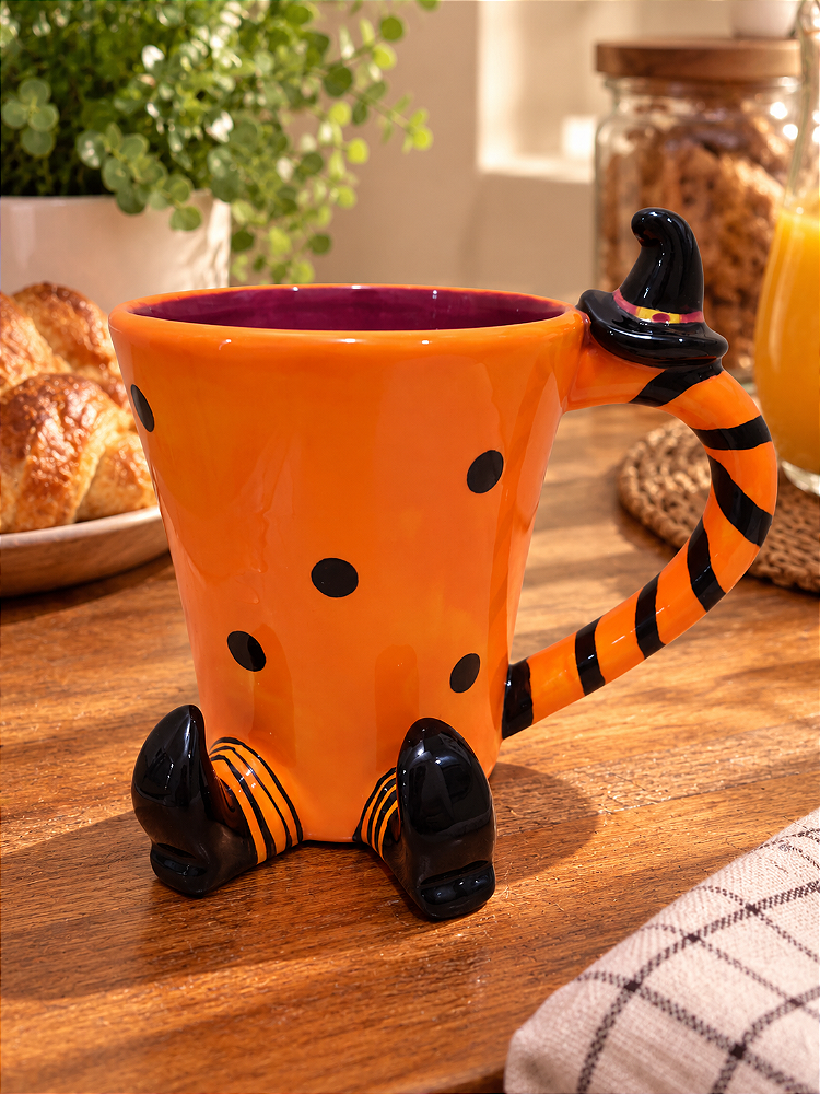 Caneca Grande Bruxinha