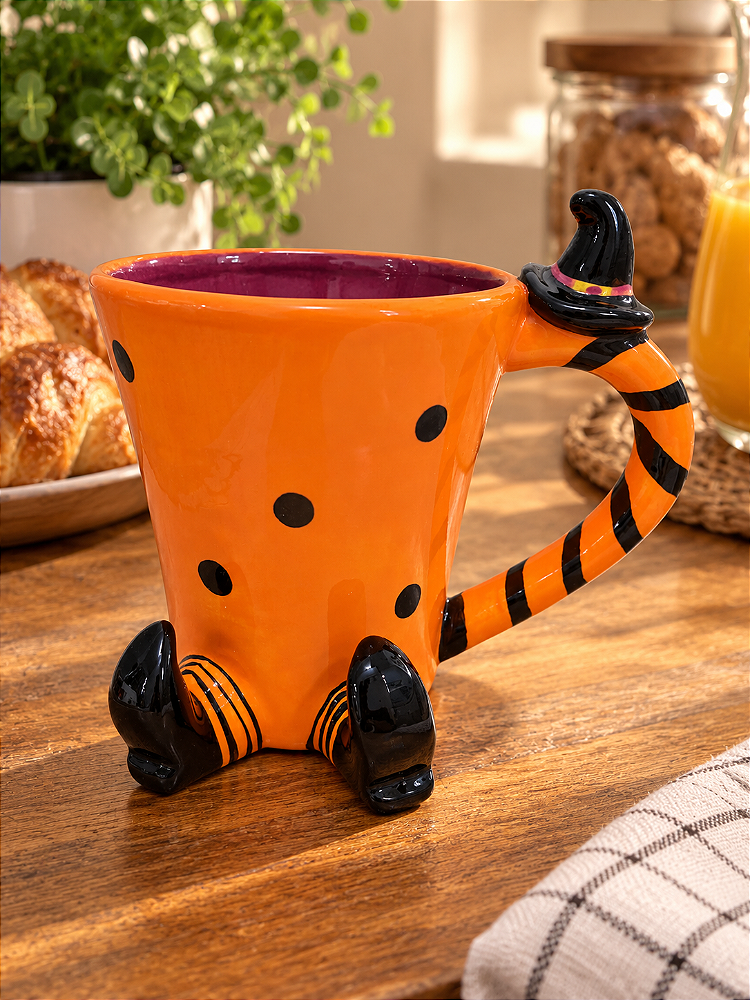 Caneca Grande Bruxinha