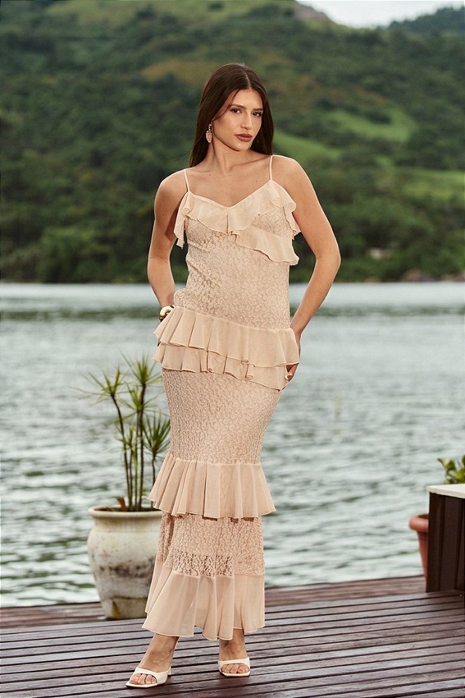 Vestido Alça Fina Renda com Babado em Chiffon