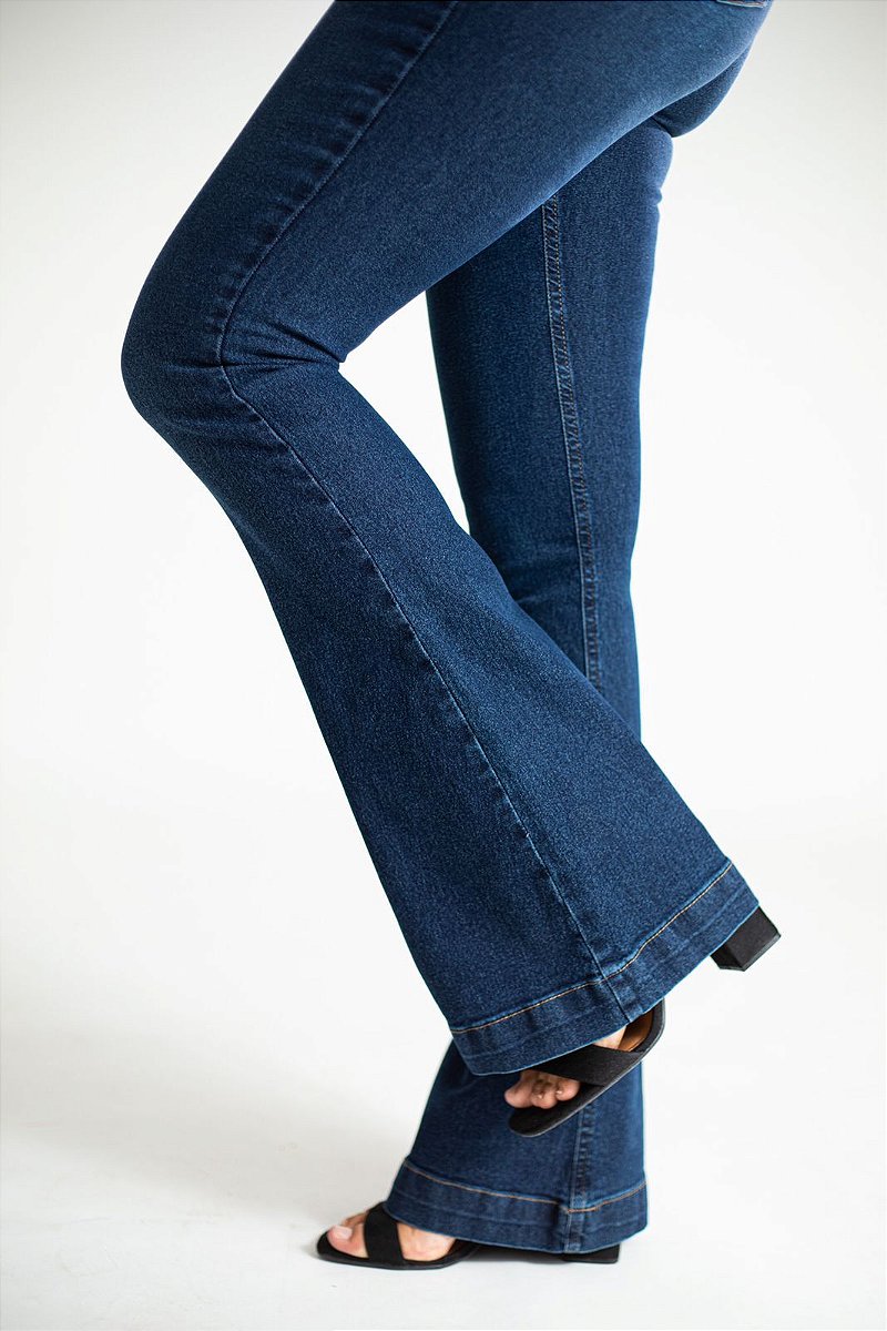 Calça Jeans Flare - Madrid