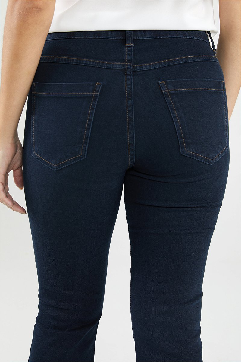 Calça Jeans Pantacourt Black and Blue - Liverpool
