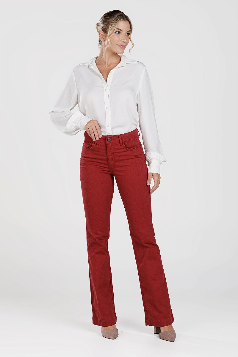 Calça Boot Cut Sarja Vermelha - Cali