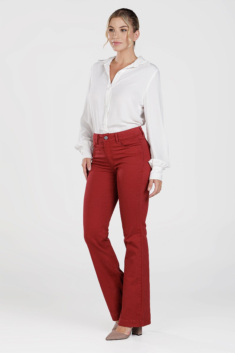 Calça Boot Cut Sarja Vermelha - Cali