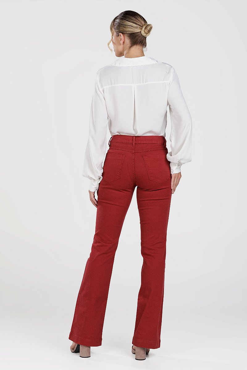 Calça Boot Cut Sarja Vermelha - Cali