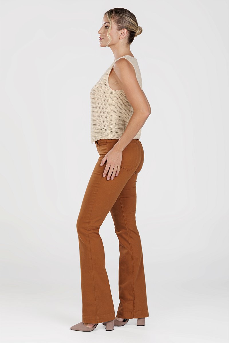 Calça Boot Cut Sarja Telha - Dublin