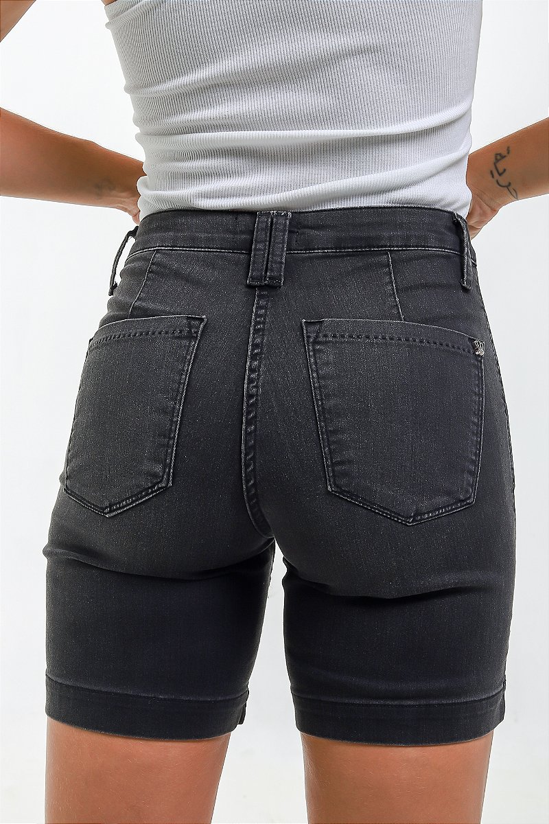 Bermuda Jeans Preta - Del Carmen