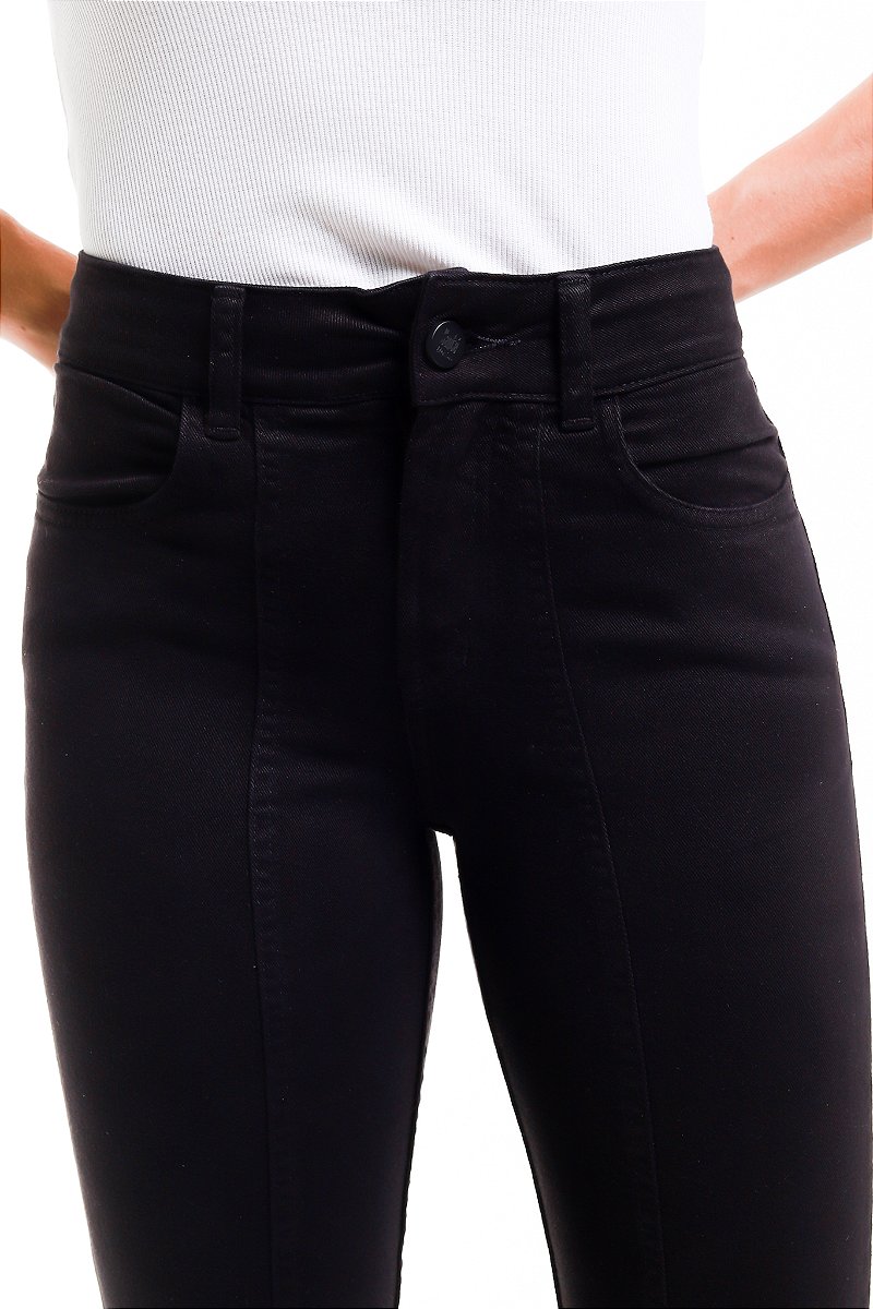 Calça Reta Sarja Preta - Marbella