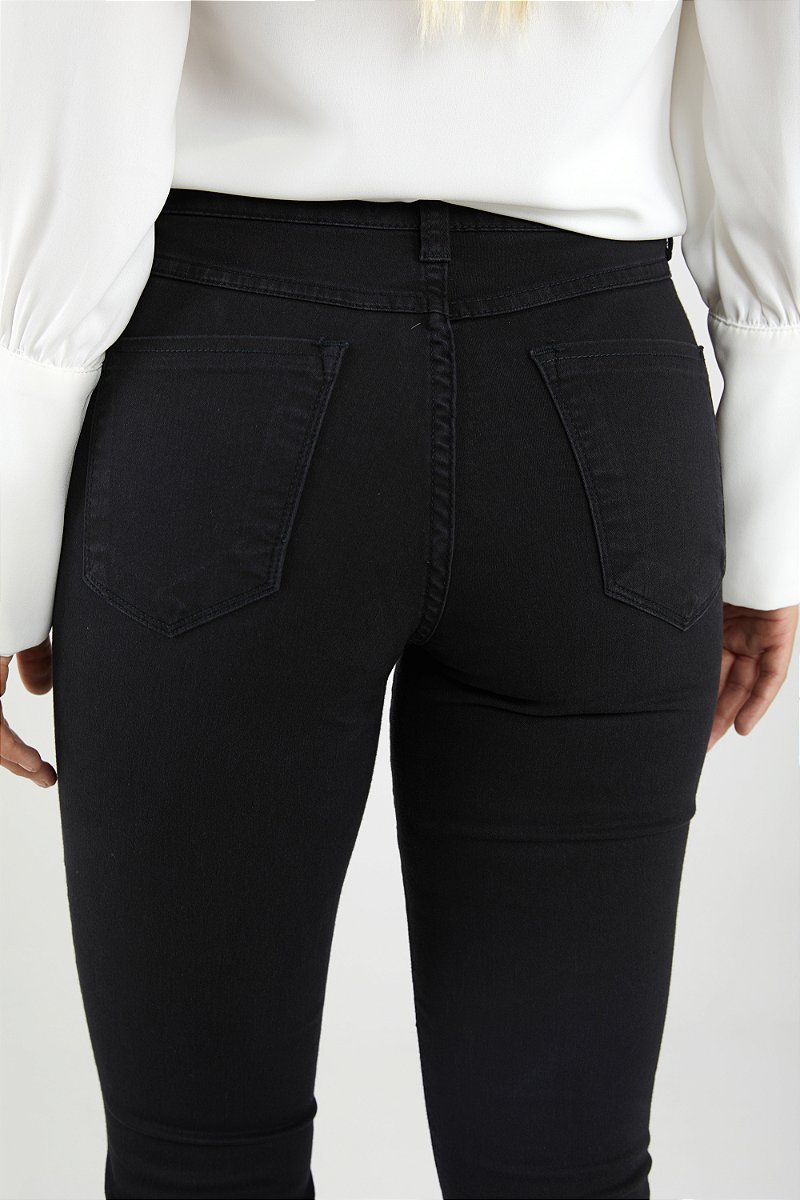 Calça Jeans Flare Preta - Montería