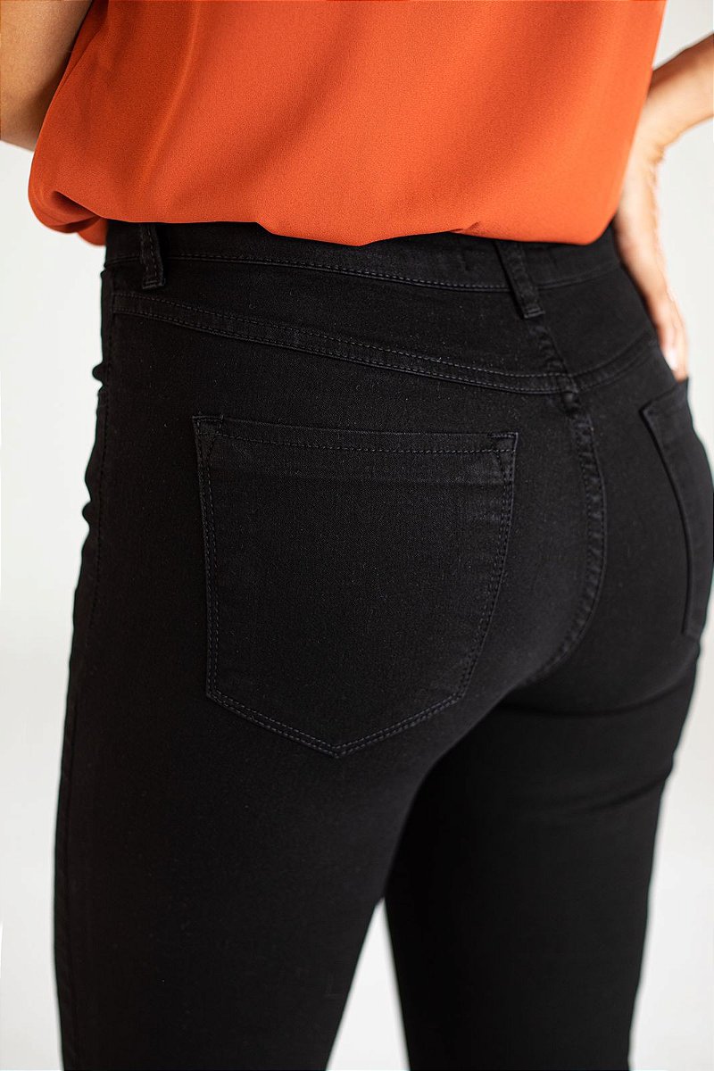 Calça Jeans Flare Preta - Montería