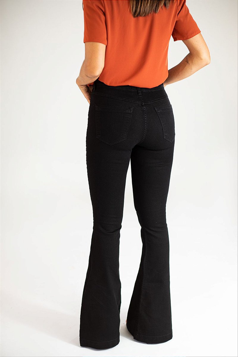 Calça Jeans Flare Preta - Montería