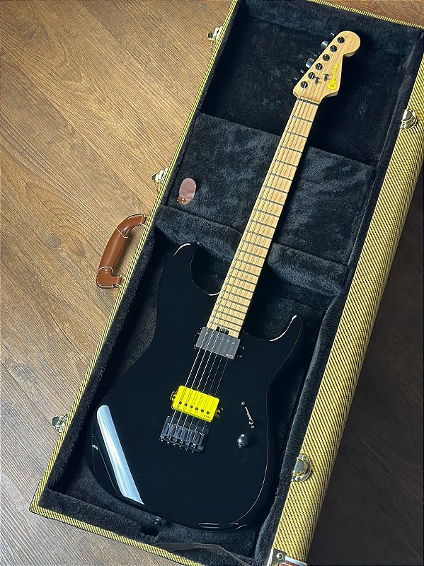 ギター charvel Sean Long signature Charvel】 ビビッドなカラーリングが特徴の限定モデル “Limited