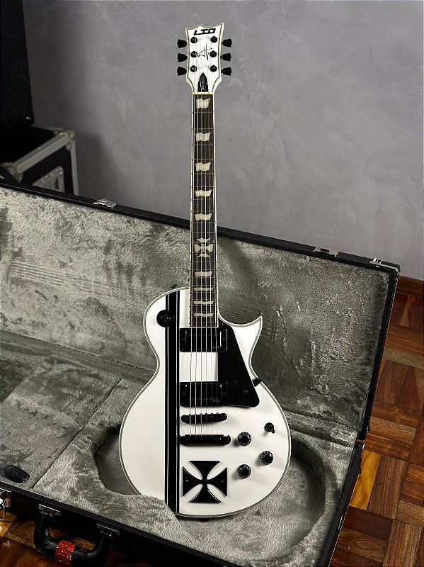 GUITARRA ESP LTD IRON CROSS - JAMES HETFIELD - Crunch Music