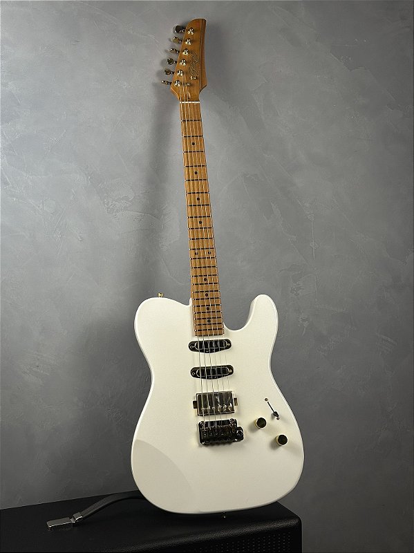 GUITARRA ELET SEIZI KATANA SAKURA HSS RM PEARL WHITE GOLD - Crunch