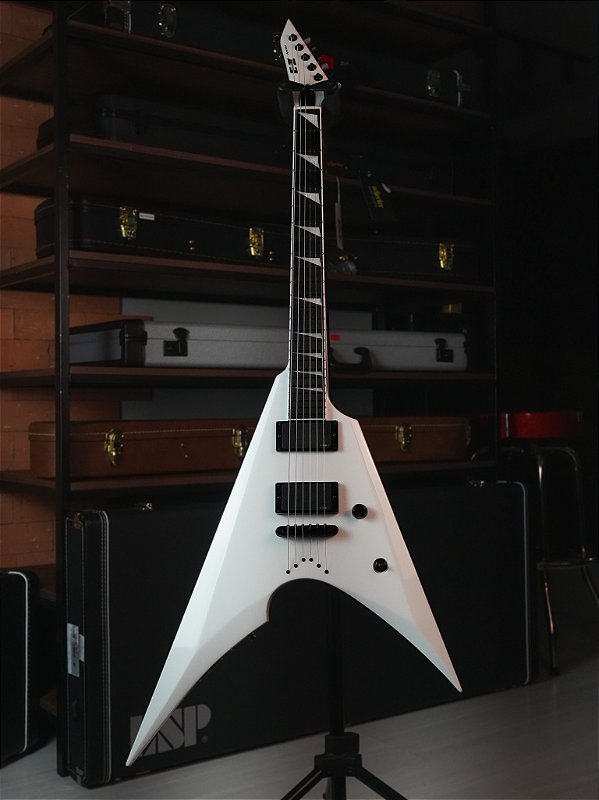 esp e-ii arrow EMG搭載 dsc06285-1upgxizgou.jpg