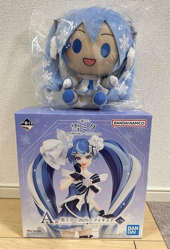 Third Season 3rd Award Snow Miku 2025 Figure + pelucia Miku